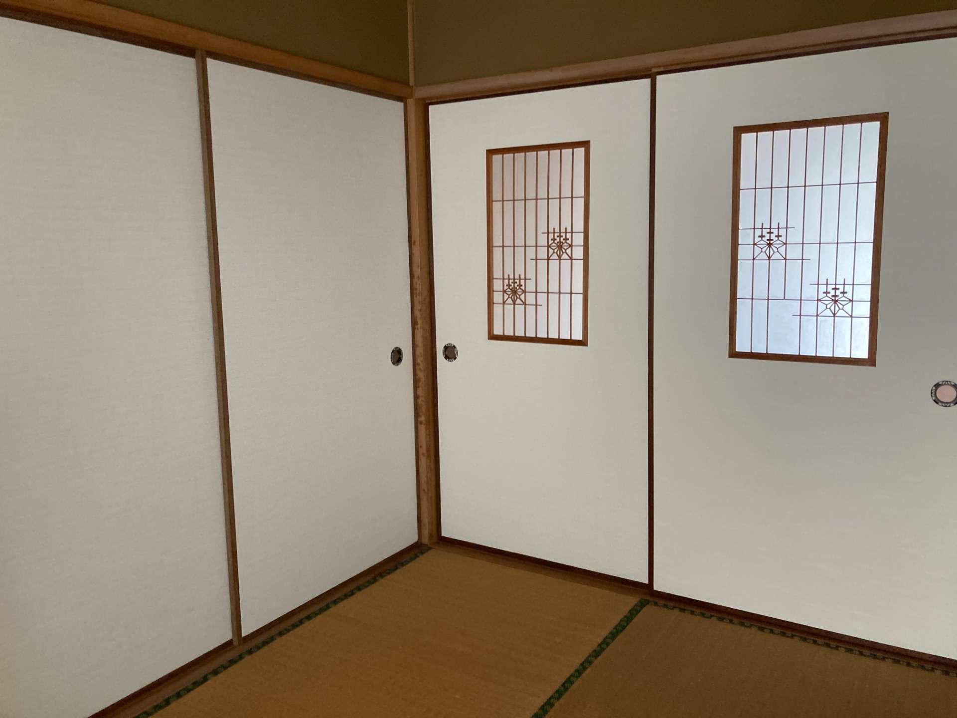 【大量の 襖の張り替え と 取っ手の交換でお部屋を一新】大分市でふすまの張替えなら 張替本舗 金沢屋 坂ノ市店へ | ブログ | 大分市で ...